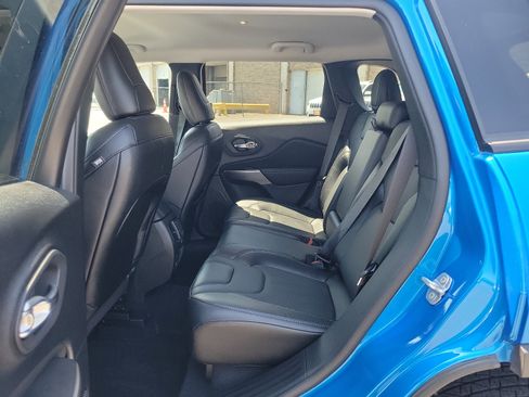 Used 2022 Jeep Cherokee Latitude Lux image 10