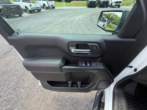 Used 2024 Chevrolet Silverado 1500 Custom w/ Dark Appearance Package AWD/4WD image 4