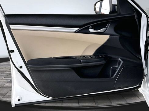 Used 2019 Honda Civic LX image 17