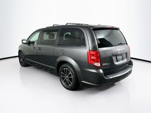 Used 2019 Dodge Grand Caravan GT FWD image 5