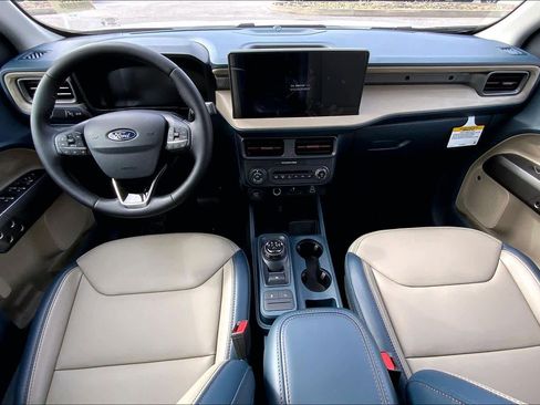 New 2025 Ford Maverick Lariat image 5