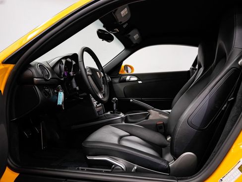 Used 2008 Porsche Cayman RWD image 16