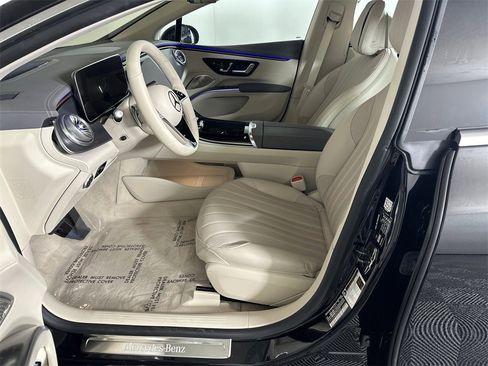 Used 2023 Mercedes-Benz EQS 450+ Sedan image 9