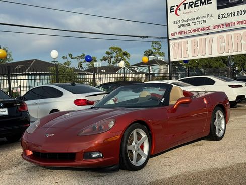 Used 2005 Chevrolet Corvette Coupe w/ Preferred Equipment Group RWD image 6