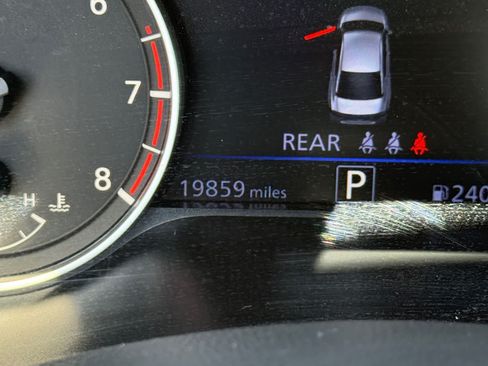 Used 2025 Nissan Altima 2.5 SR AWD/4WD image 19