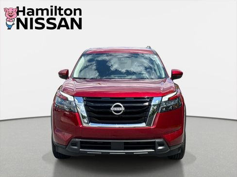 Used 2024 Nissan Pathfinder SV FWD image 6