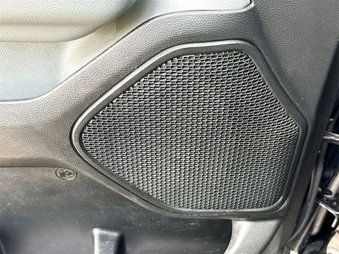 Used 2019 RAM 1500 Big Horn image 19