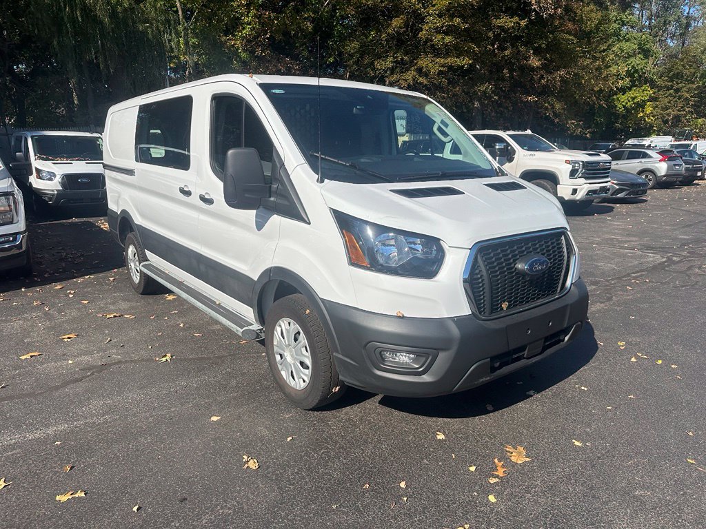 Used 2025 Ford Transit 250 Low Roof w/ Exterior Upgrade Package RWD image 3