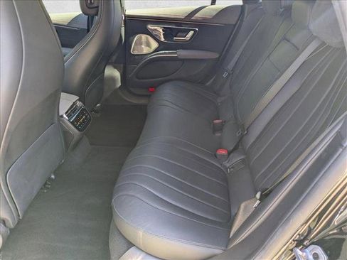 Used 2022 Mercedes-Benz EQS 450+ Sedan image 21