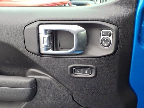 New 2026 Jeep Gladiator Mojave image 14