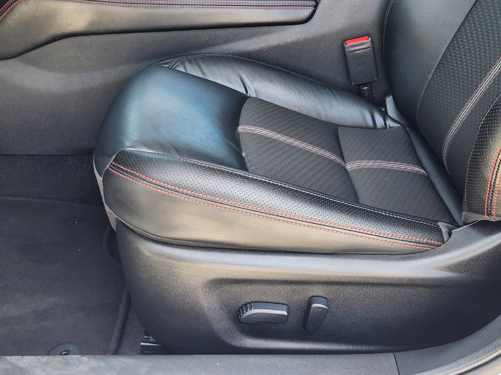 Used 2024 Nissan Altima 2.5 SR FWD image 27