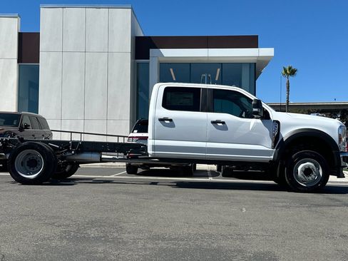 New 2026 Ford F450 XL w/ XL Chrome Package RWD image 2