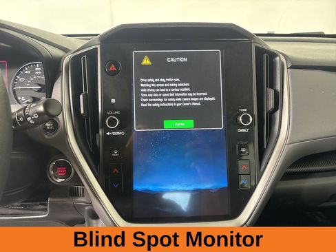 Used 2024 Subaru Crosstrek 2.0i Premium image 15