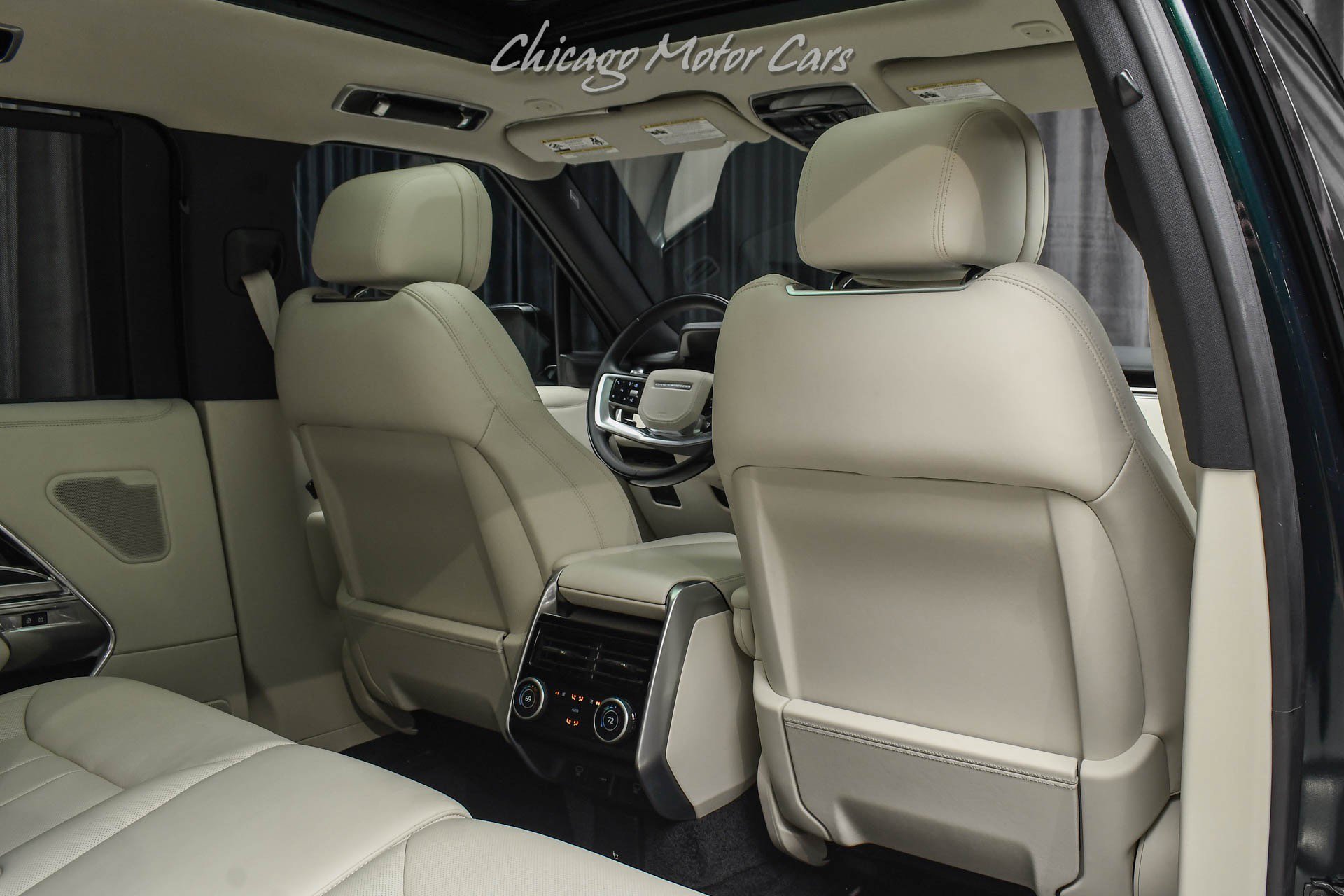 Used 2025 Land Rover Range Rover Long Wheelbase SE AWD/4WD image 34