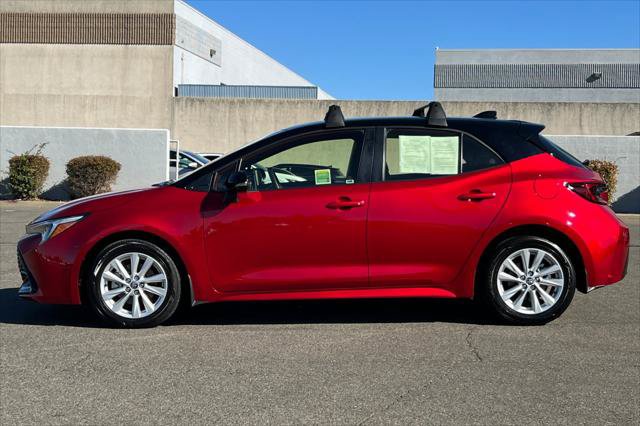 Certified 2025 Toyota Corolla SE w/ SE Package FWD image 9