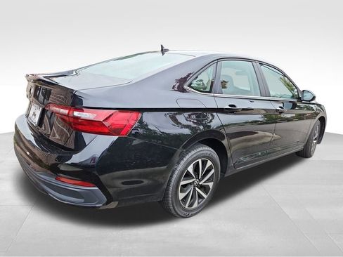 Used 2024 Volkswagen Jetta S image 6