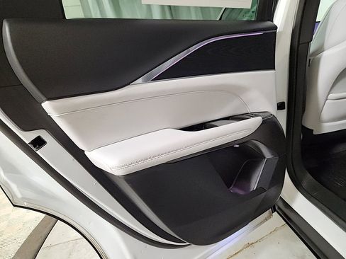 Used 2024 Cadillac Lyriq Luxury w/ LPO, Floor Liner Package RWD image 21