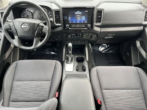 Certified 2024 Nissan Frontier SV w/ Technology Package RWD image 2