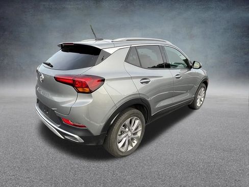 Used 2023 Buick Encore GX Essence w/ Experience Buick Package FWD image 3