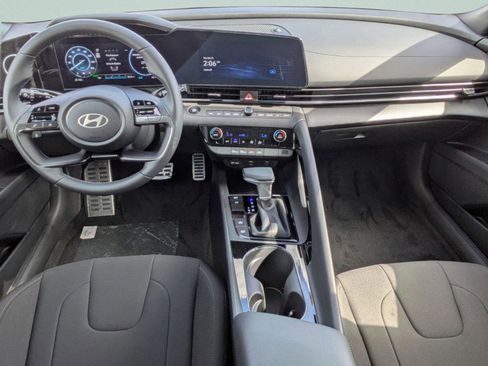 New 2026 Hyundai Elantra Sport image 17