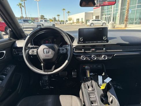 Used 2025 Honda Civic Sport image 17