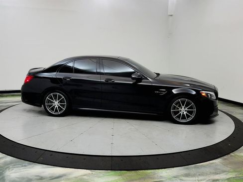 Used 2017 Mercedes-Benz C 63 AMG Sedan image 4