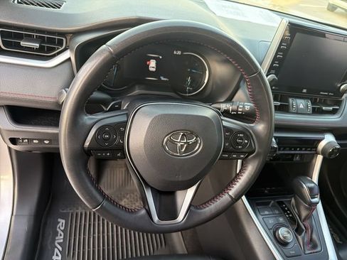 Certified 2021 Toyota RAV4 XSE w/ Weather Package AWD/4WD image 16