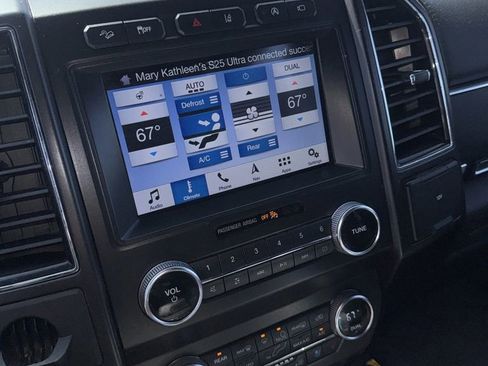 Used 2019 Ford Expedition Max Limited w/ Equipment Group 302A AWD/4WD image 14