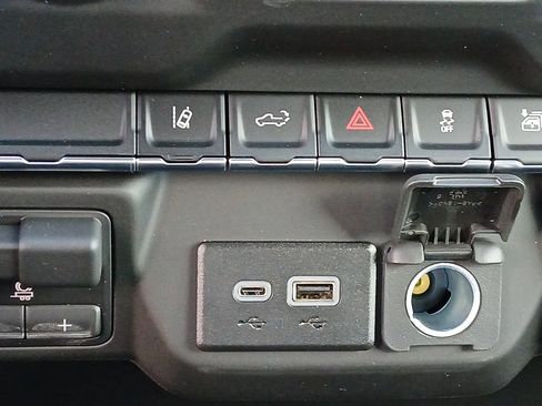 New 2026 Chevrolet Silverado 2500 Custom w/ Custom Convenience Package image 14