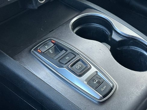 Used 2022 Honda Pilot Sport image 24