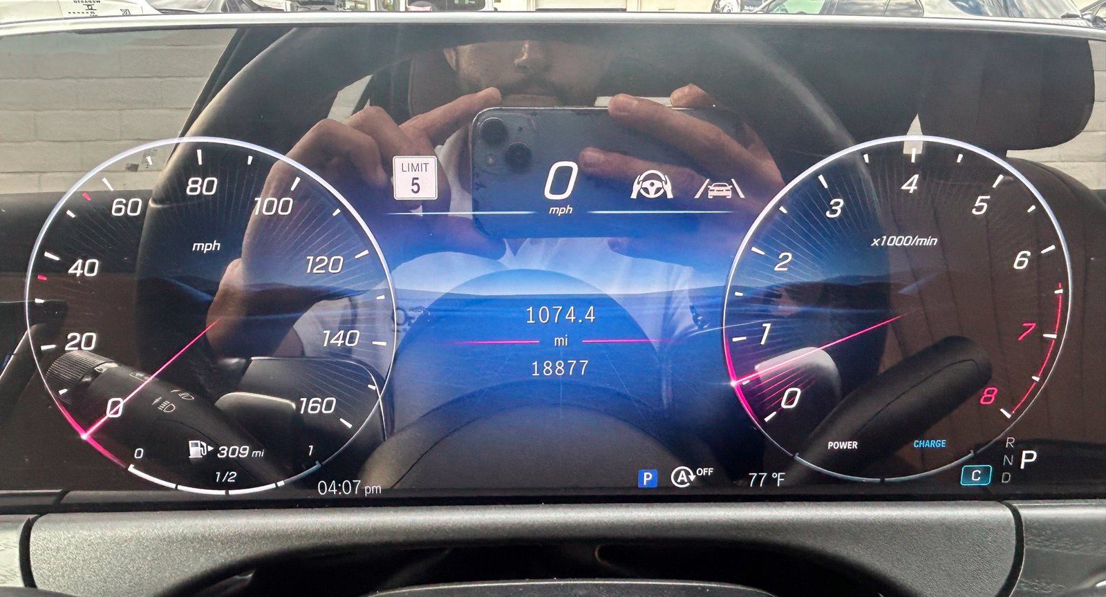 Used 2025 Mercedes-Benz E 450 4MATIC Sedan image 12