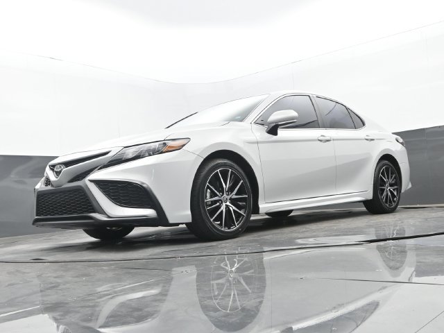 Used 2024 Toyota Camry SE FWD image 26