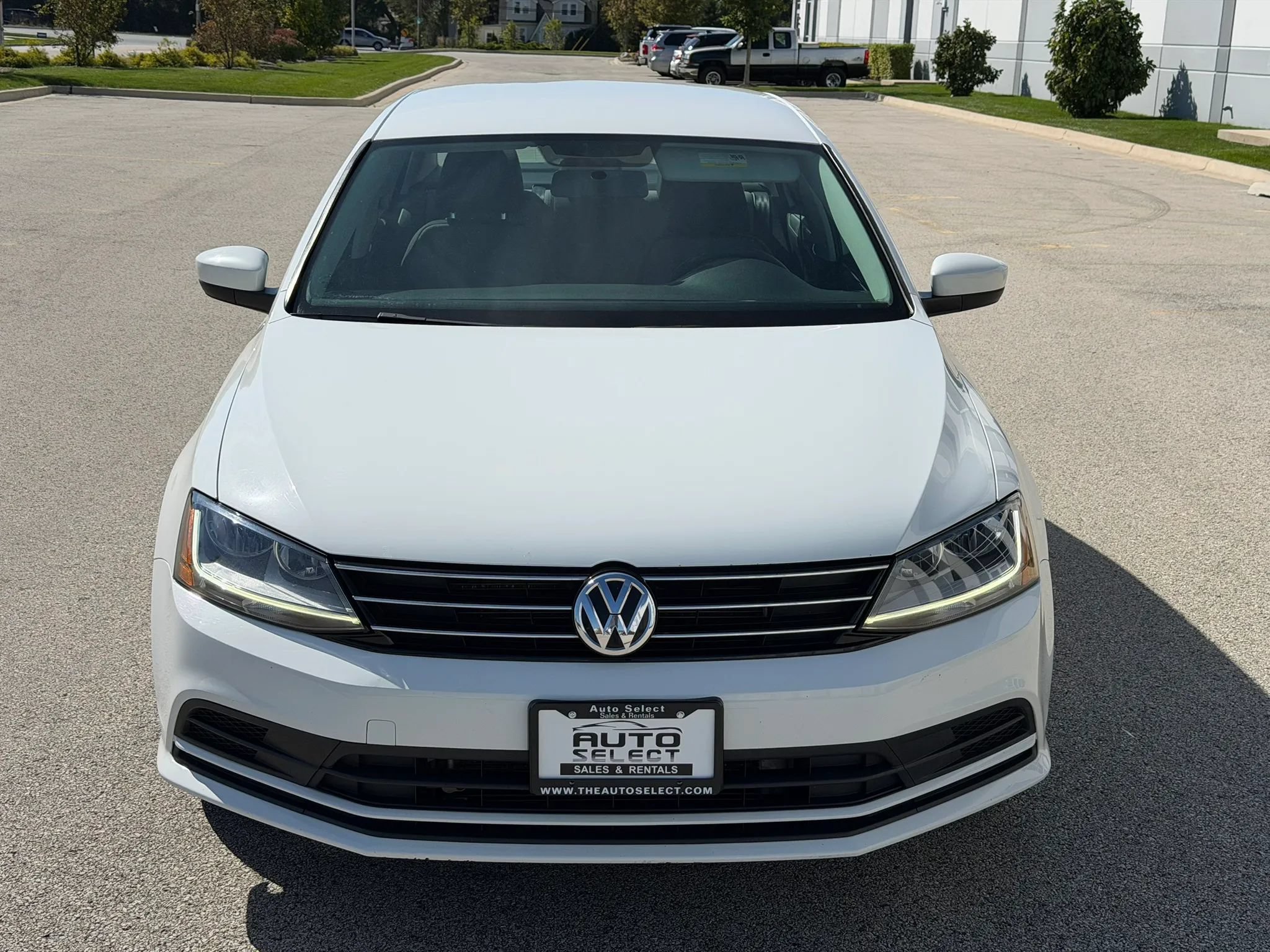 Used 2017 Volkswagen Jetta S FWD image 2
