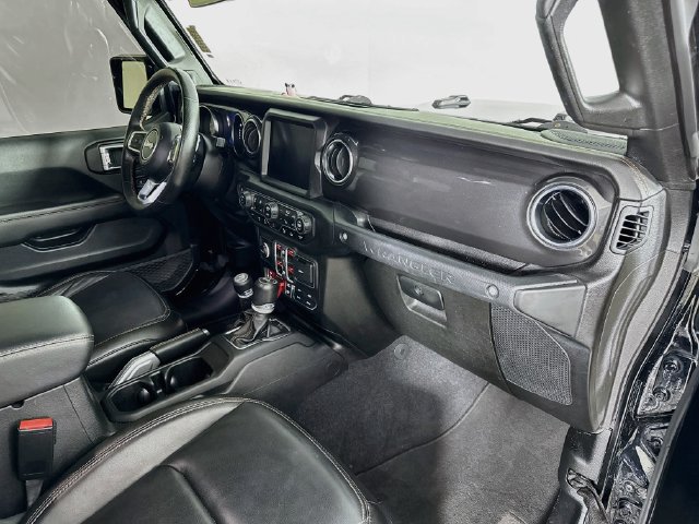 Used 2021 Jeep Wrangler Unlimited Rubicon AWD/4WD image 35
