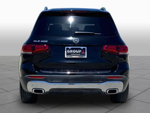 Used 2023 Mercedes-Benz GLB 250 image 5