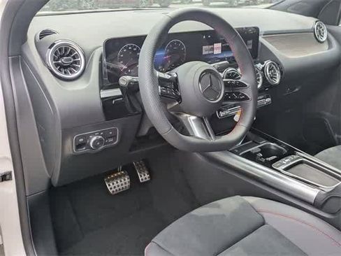 New 2025 Mercedes-Benz GLA 250 GLA 250 image 2