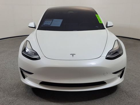 Used 2021 Tesla Model 3 Standard Range Plus RWD image 2