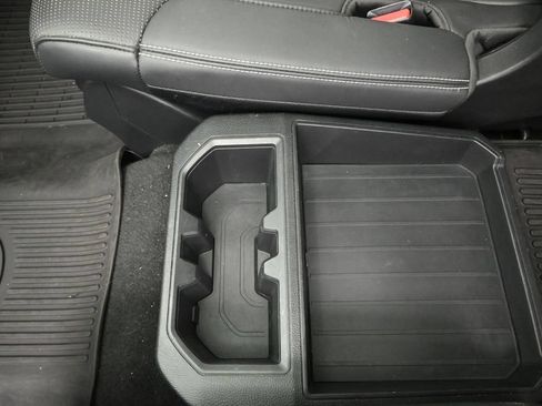 Used 2023 Toyota Sequoia Capstone AWD/4WD image 18