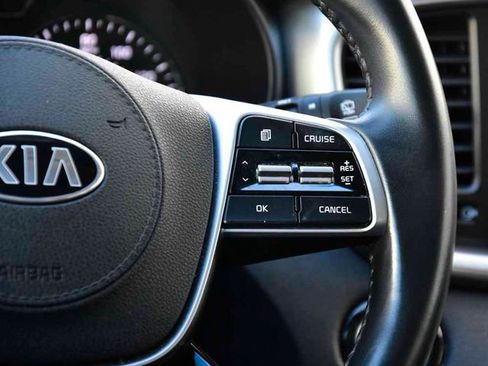 Certified 2020 Kia Sorento S image 17
