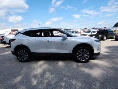 Certified 2025 Chevrolet Blazer Premier w/ Driver Confidence II Package image 6