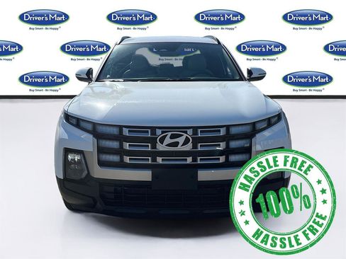 Used 2025 Hyundai Santa Cruz SEL FWD image 2