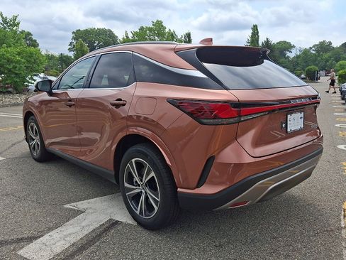 Certified 2026 Lexus RX 350 Premium AWD/4WD image 4