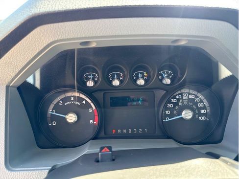 Used 2015 Ford F550 2WD Regular Cab Super Duty image 14