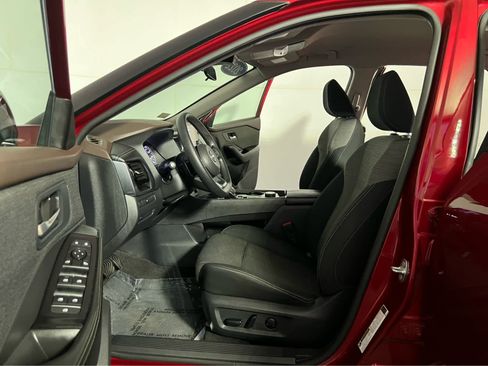 Certified 2022 Nissan Rogue SV AWD/4WD image 20