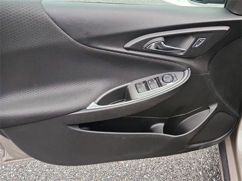 Used 2024 Chevrolet Malibu LT image 12