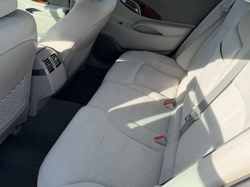 Used 2012 Buick LaCrosse FWD image 13