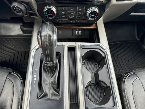 Used 2016 Ford F150 Lariat w/ Equipment Group 501A Mid AWD/4WD image 46
