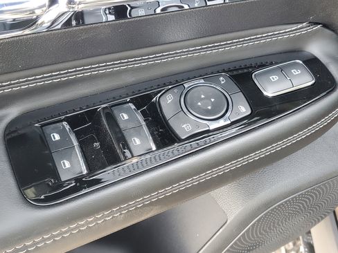 New 2026 Lincoln Corsair Premiere image 10