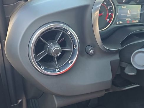 Used 2021 Chevrolet Camaro LT w/ RS Package image 18