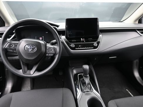 Used 2026 Toyota Corolla LE FWD image 15